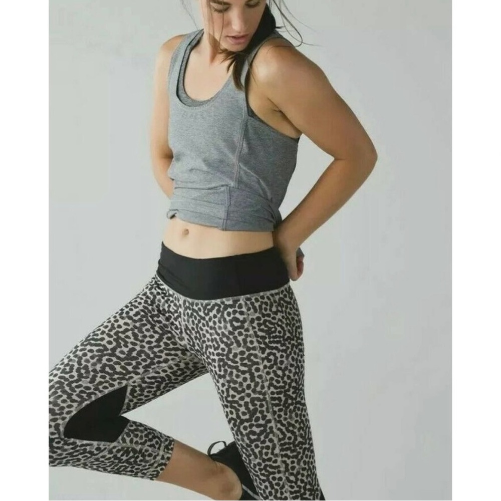 Lululemon Pace Rival Crop Leggings Ace Spot Grain Black Full- size 6